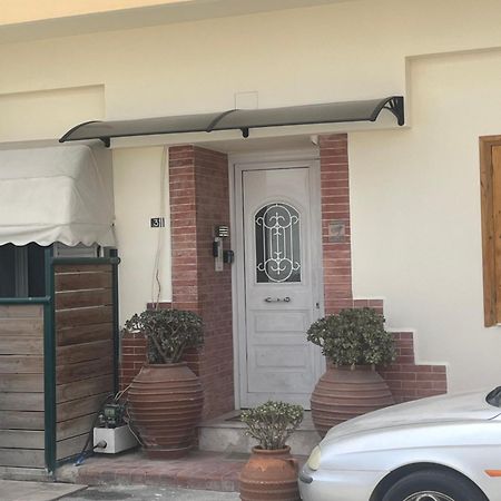 Safe & Cool Apartment Iraklio Exterior foto